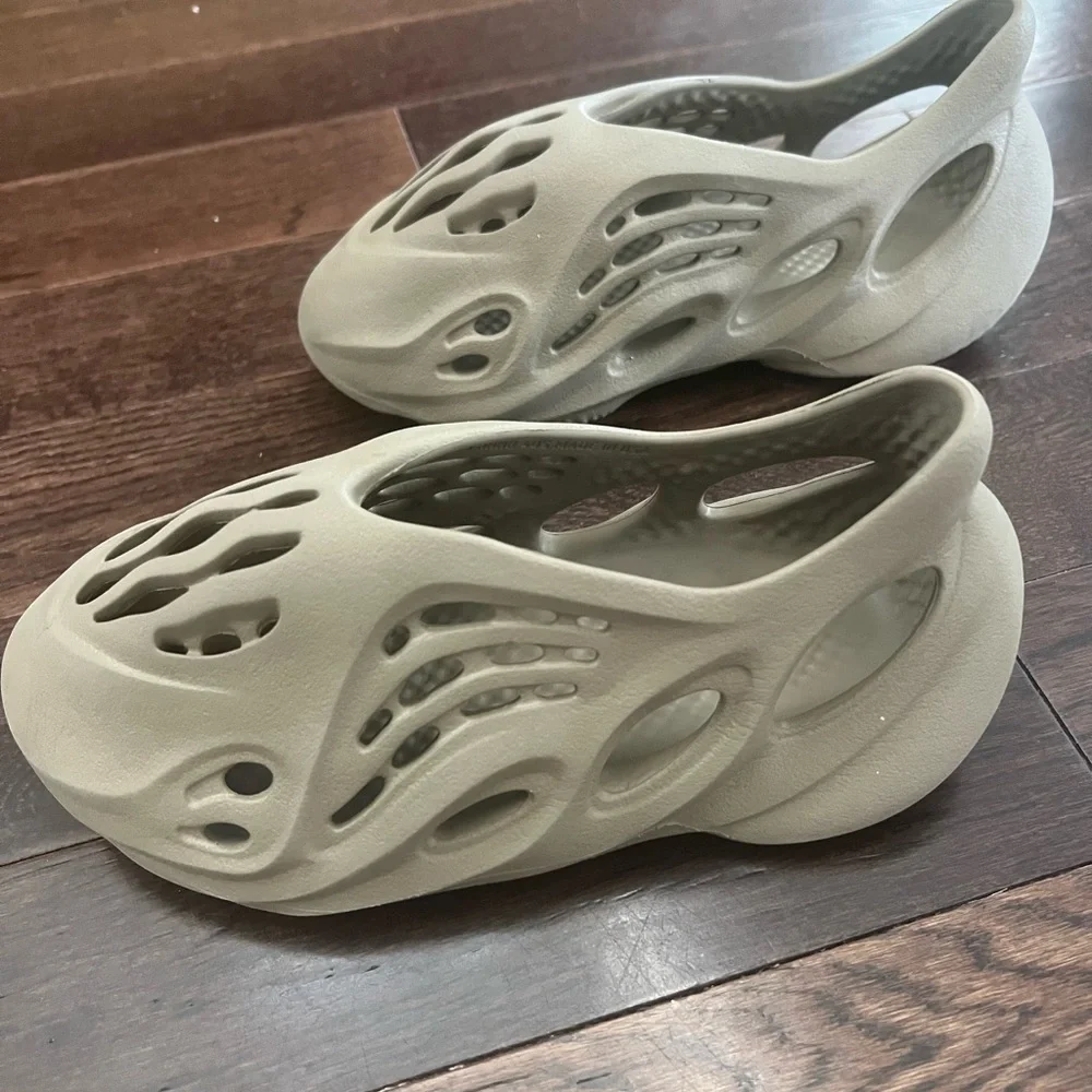 Kids Lightweight Foam Slip-On Clog in Beige